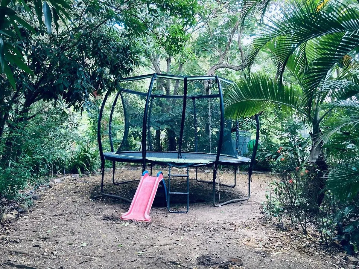 Holiday home The Nest! Villa Cannonvale Australia